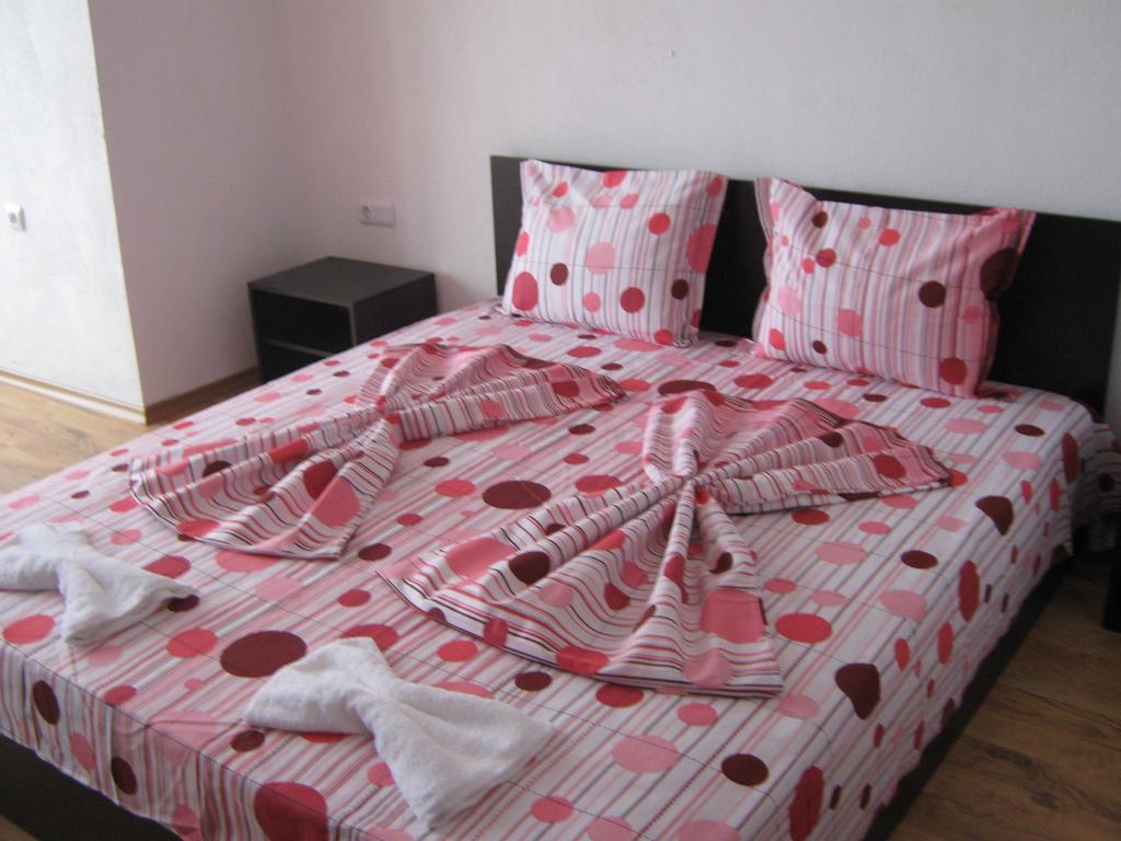 Guest House Mihalevi Sozopol Quarto foto